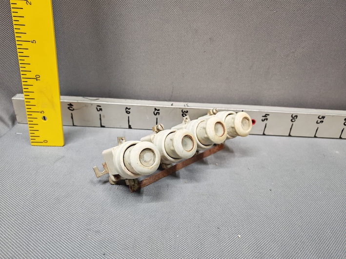 7084