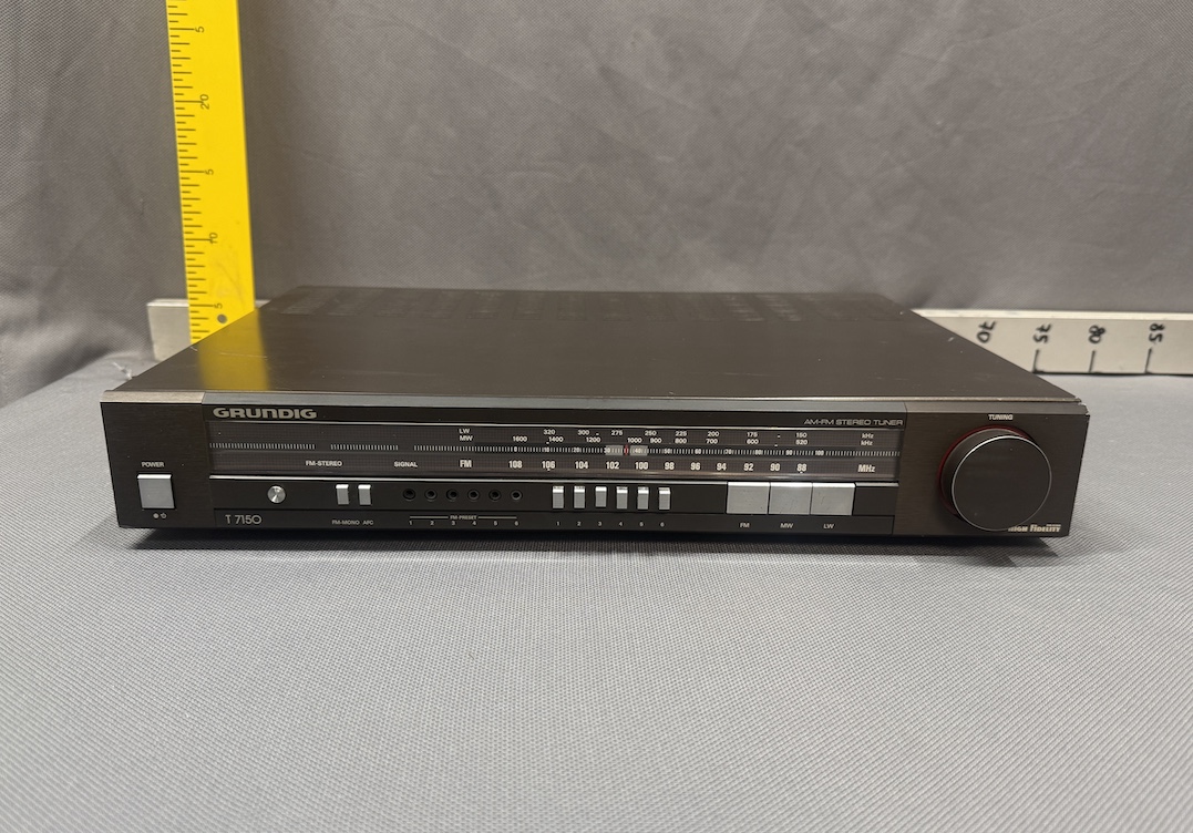 8938 stereo radio tuner